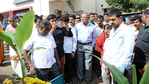 Borewell pooja in ward 103