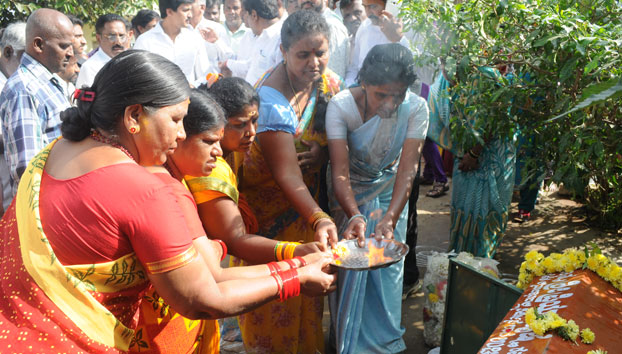 free-borewell-water-supply-2