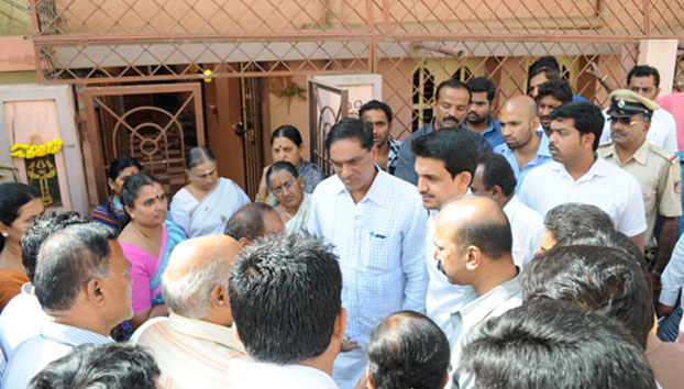 Kaveripura concrete road and sewage work in ward 103
