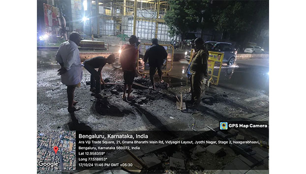 Nagarabavi ward 128 ward, road pond closure works were inaugurated near Nagarabavi circle.