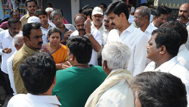 Kaveripura drainage pooja ward 103