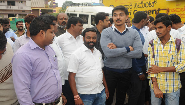 vinayaka-layout-main-road-construction-guddali-pooje