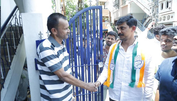 Campaigned for votes on behalf of Congress party by visiting the houses of residents of Subbanna Garden of Maruthinagar ward 126